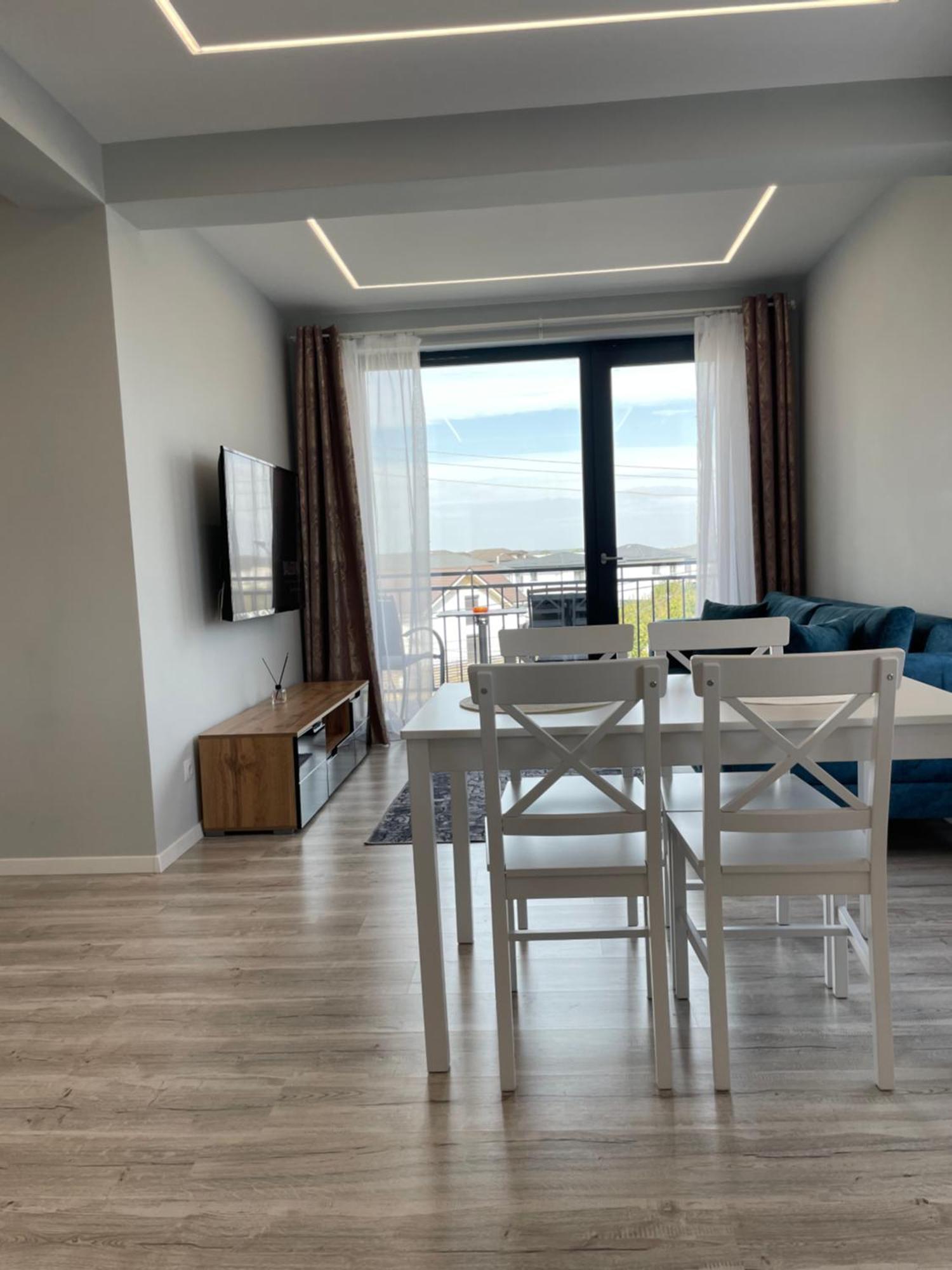 Noah Apartment Self Check-In Отопени Экстерьер фото